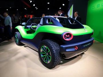 VW w Genewie - Amarok, Bulli i Cargo e-Bike